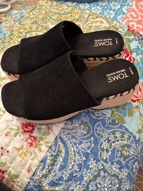 TOMS Black Espadrille Platform Slide Sandals